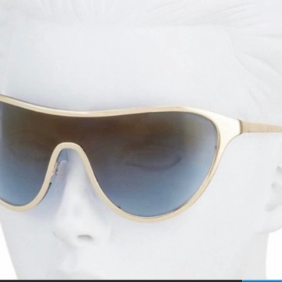 Prada Sunglasses - Picture 5 of 7